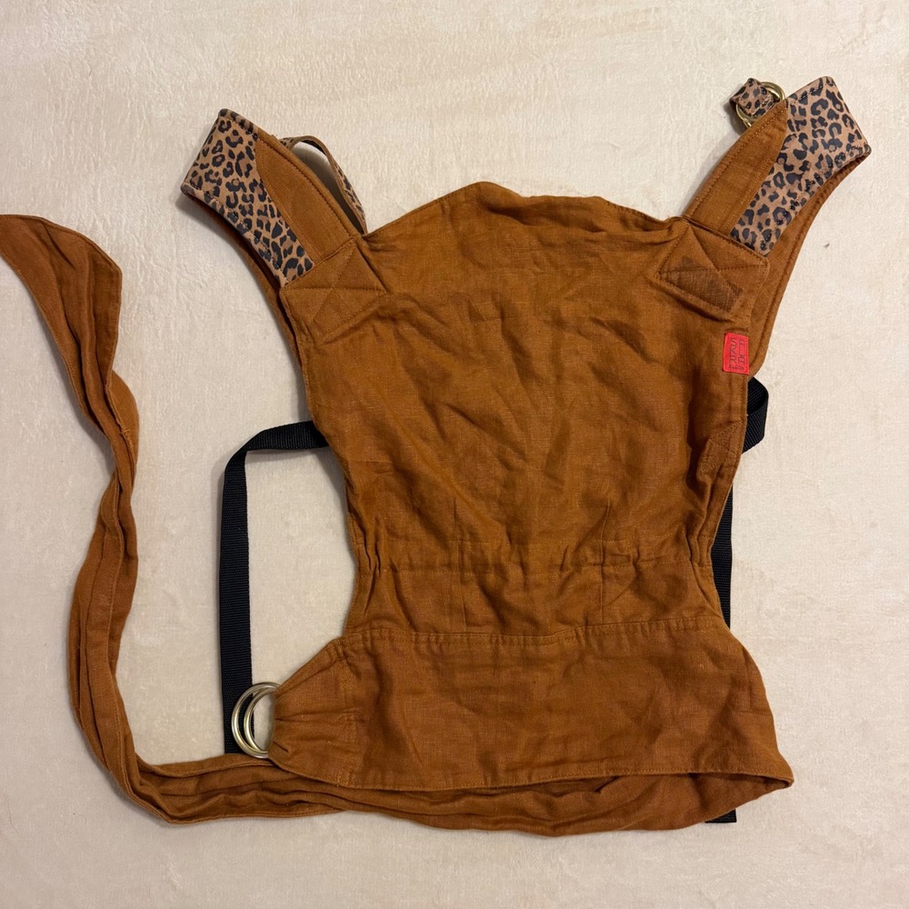 Sakura Bloom Onbuhimo Carrier Brown Linen Leopard Print 7-45 lbs